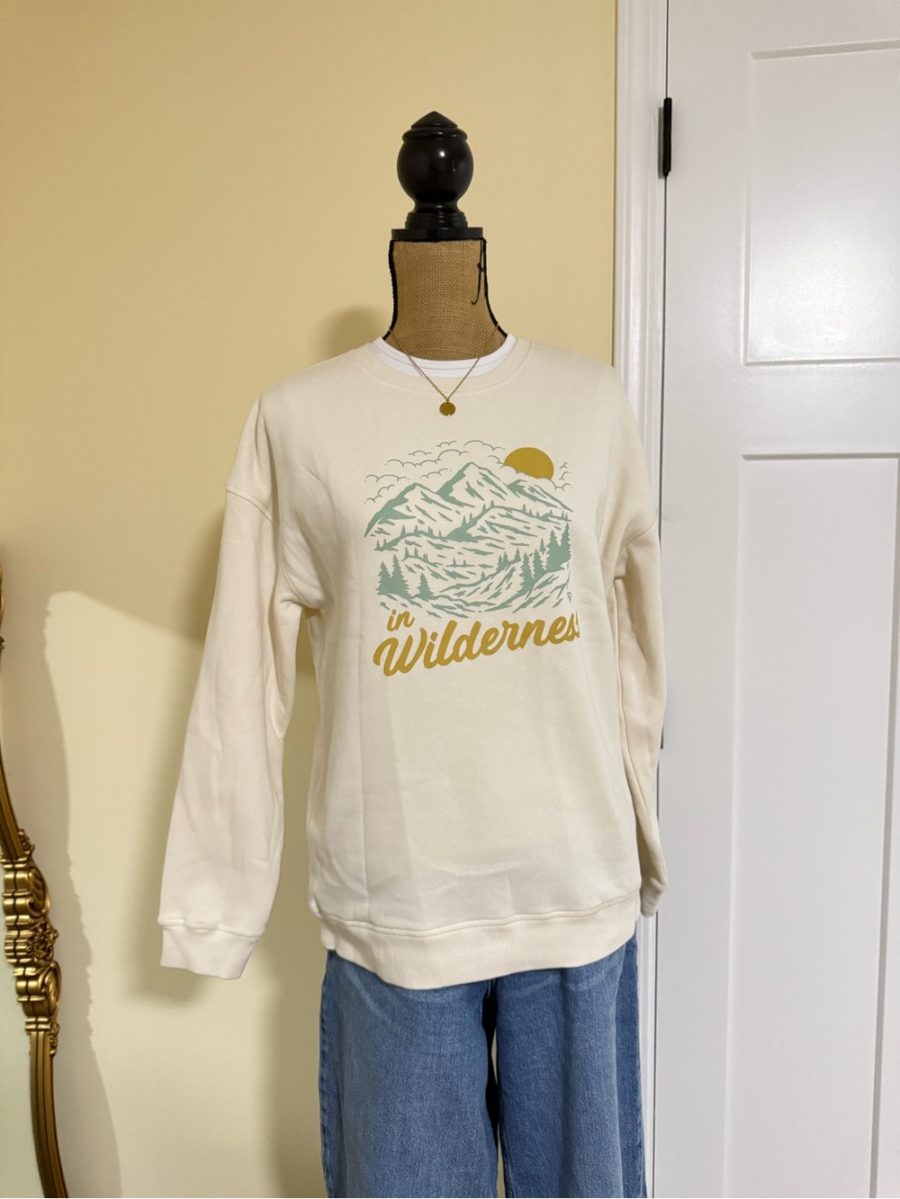 'In Wilderness' Crewneck Sweatshirt